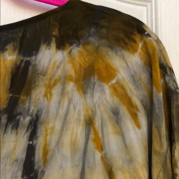 TIE DYE BOHO STYLE TOP - Picture 8 of 8